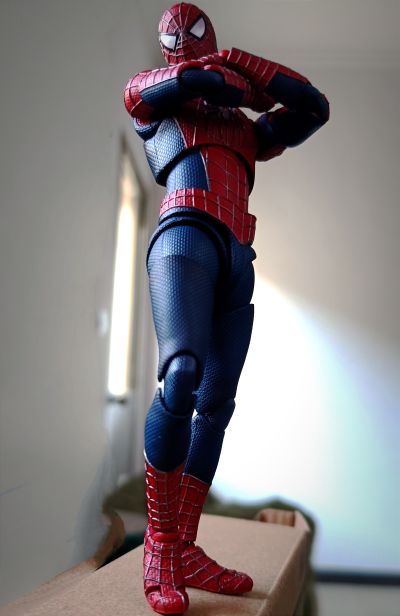 S.H.Figuarts  蜘蛛侠：英雄无归 好邻居蜘蛛侠