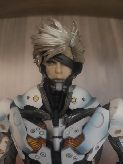 PlayArts改 潜龙谍影崛起：复仇 雷电 Custom Body Yellow