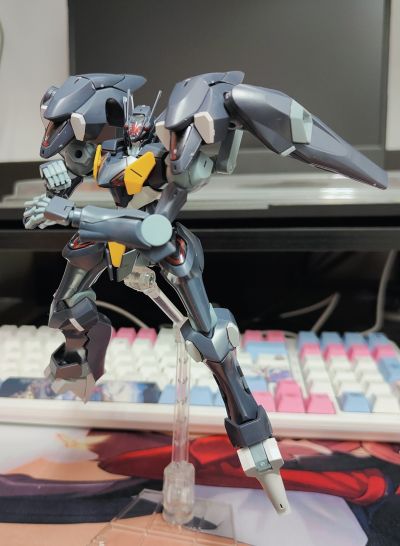 HG 机动战士高达 水星的魔女 铁骑高达