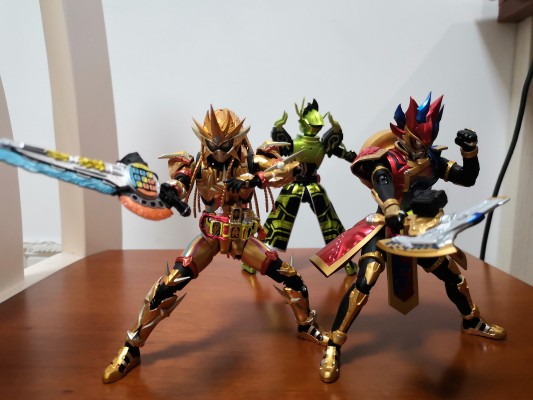S.H.Figuarts 假面骑士艾克赛德 假面骑士克洛诺斯 编年史玩家