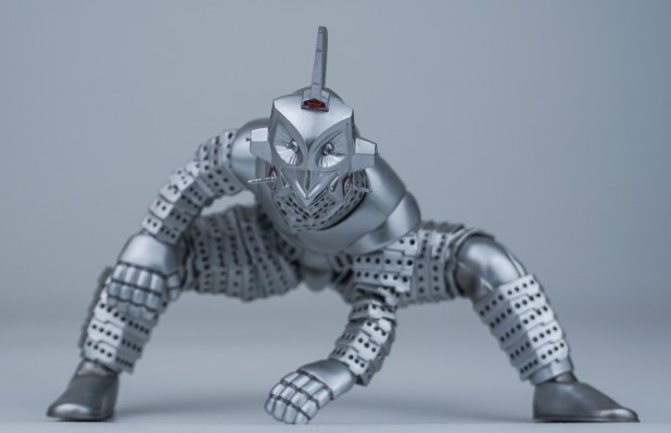 S.H.Figuarts 泽塔奥特曼 怪兽应对特殊空降机甲2号机 乌英达姆