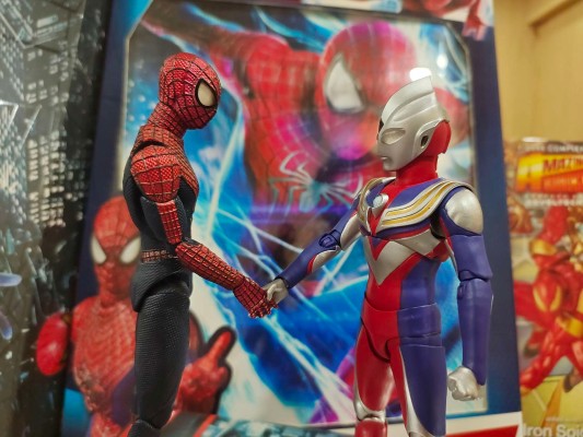 MAFEX 编号004 超凡蜘蛛侠2 蜘蛛侠豪华套装