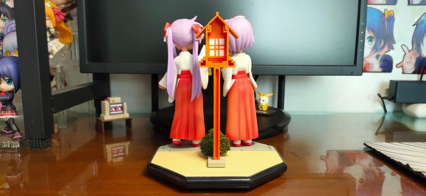 幸运星 柊 かがみ&柊司 New Year Shrine Miyazawa Ltd ver. 