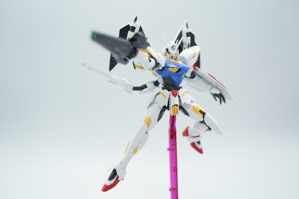 HG  机动战士高达AGE 雷吉鲁斯高达
