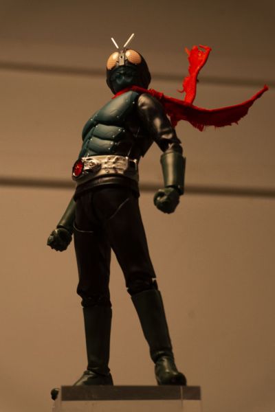 S.H.Figuarts  新·假面骑士 假面骑士