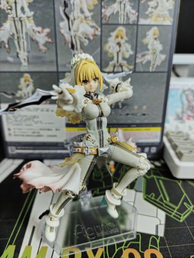 figma #559  命运-冠位指定 剑士 / 尼禄・克劳狄乌斯〔新娘〕