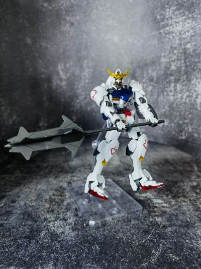 HG 1/144 机动战士高达 铁血的奥尔芬斯 ASW-G-08 巴巴托斯高达