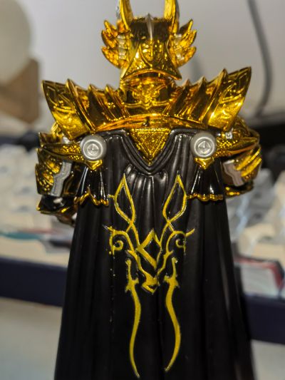 S.H.Figuarts 黄金骑士 牙狼〈GARO〉