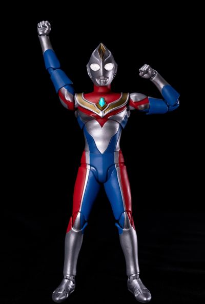 S.H.Figuarts(真骨雕制法) 戴拿奥特曼 闪亮型
