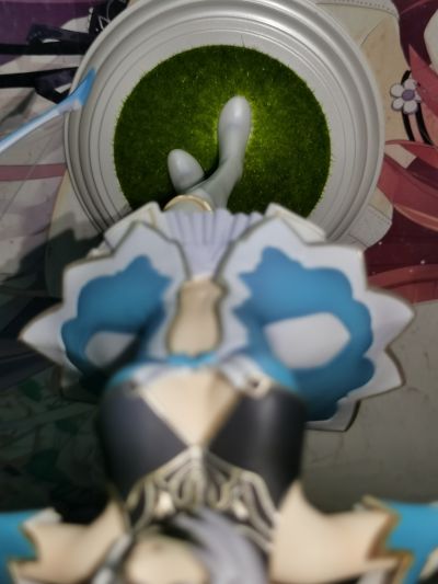 阿露蒂娜・梅・席尔菲斯