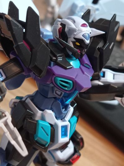 HGRC 1/144 高达G之复国运动 YG-111 G-Self高达(大气圈用背包装备型)