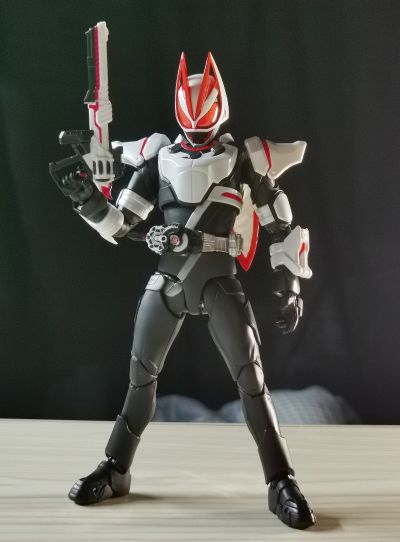 S.H.Figuarts  假面骑士极狐 马格南推进器形态