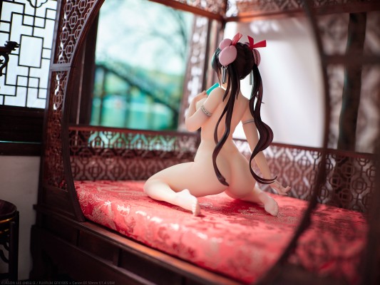 醉心于冰棒的古风少女 — 玲珑