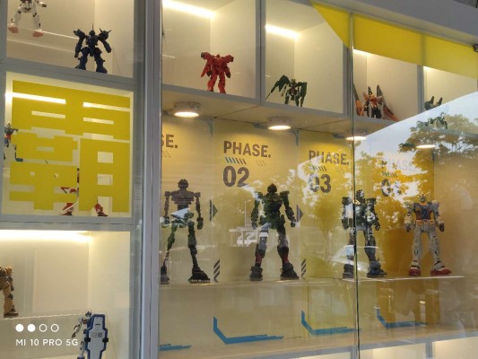 1/144 RX-78-2 高达（巨无霸配色）