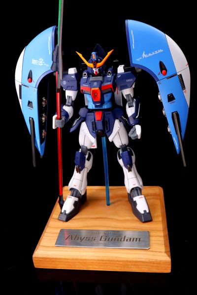 HG 机动战士高达SEED DESTINY 深渊高达