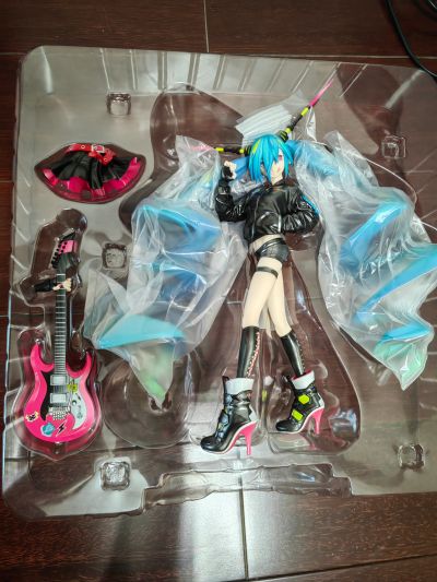 初音未来 LAM摇滚歌手