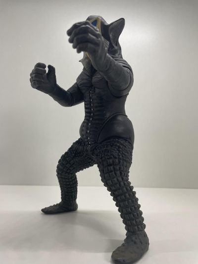 大怪兽系列 宇宙英雄奥特曼 美弗拉斯星人 战斗姿势 新配色