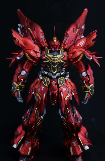 MG 1/100 机动战士高达UC  MSN-06S 新安州 Ver.ka. Titanium Finish