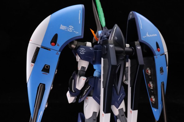 HG 机动战士高达SEED DESTINY 深渊高达