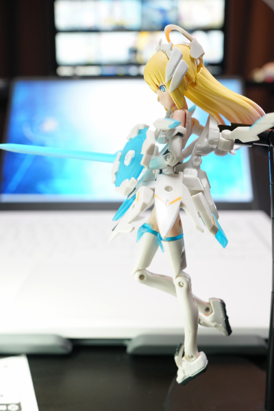 武装神姫 奥伯尔尼 剣士型MMS