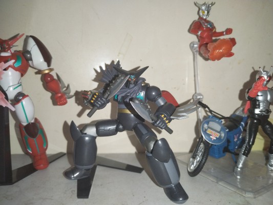 REVOLTECH No.035 盖塔 OVA版 黑盖塔 海外流通版