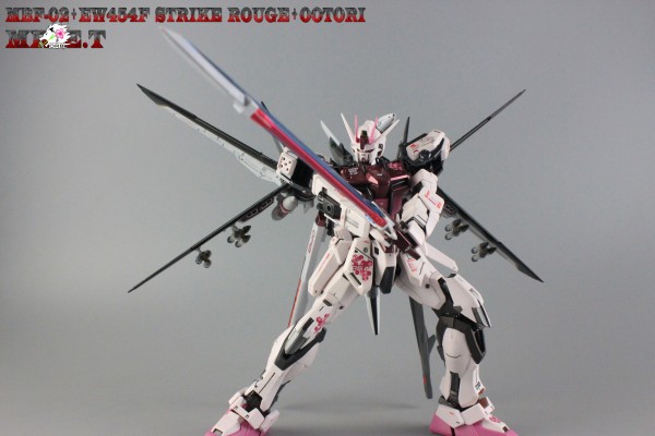 MG 机动战士高达SEED DESTINY 高清重制版 嫣红强袭高达 凤凰装备