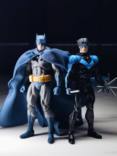 MAFEX 编号175 蝙蝠侠：缄默 夜翼