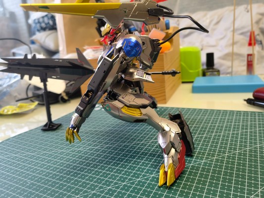 1/100 FULL MECHANICS  巴巴托斯高达天狼座帝王形态