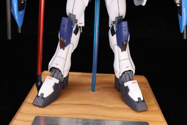 HG 机动战士高达SEED DESTINY 深渊高达