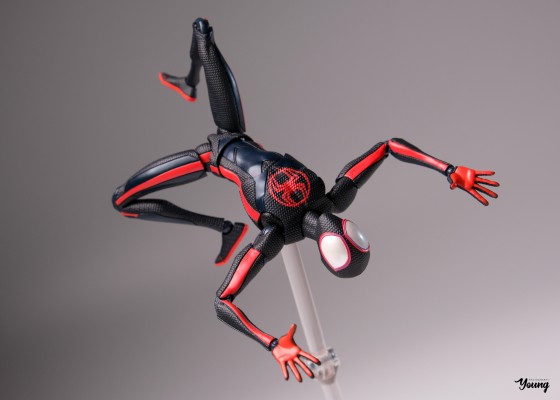 S.H.Figuarts  蜘蛛侠（迈尔斯·莫拉莱斯）（蜘蛛侠：纵横宇宙）