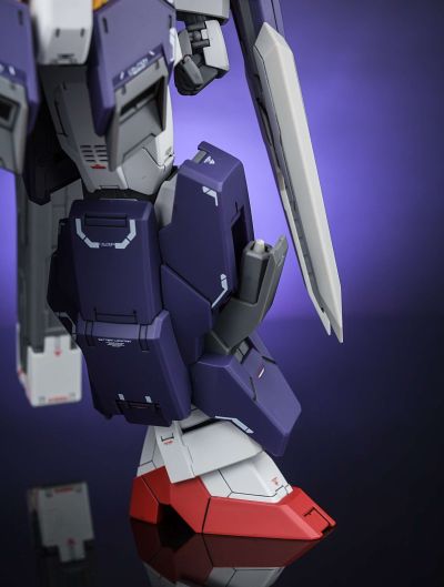 MG  机动战士高达AGE 高达AGE-1 全装备光辉型［设计师配色］
