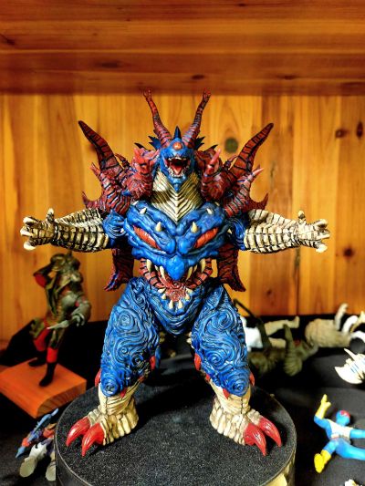 S.H.Figuarts 泰迦奥特曼 托雷基亚奥特曼