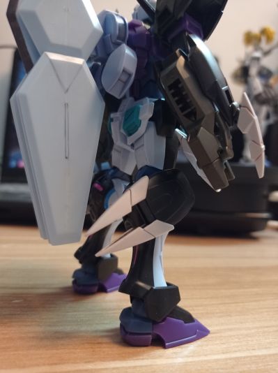 HGRC 1/144 高达G之复国运动 YG-111 G-Self高达(大气圈用背包装备型)