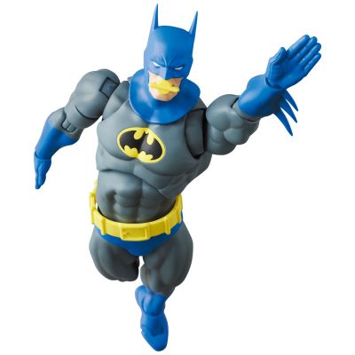 MAFEX 编号215 蝙蝠侠：骑士陨落 远征蝙蝠侠
