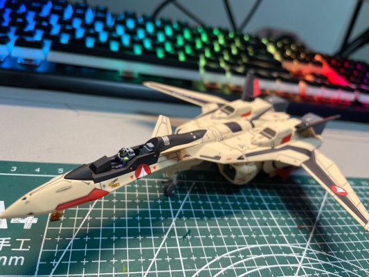 HG 超时空要塞PLUS YF-19