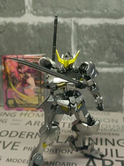 HG 1/144 机动战士高达 铁血的奥尔芬斯 ASW-G-08 巴巴托斯高达