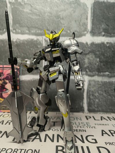 HG 1/144 机动战士高达 铁血的奥尔芬斯 ASW-G-08 巴巴托斯高达