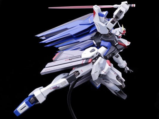 METAL ROBOT魂 ＜SIDE MS＞ 机动战士高达SEED ZGMF-X10A 自由高达