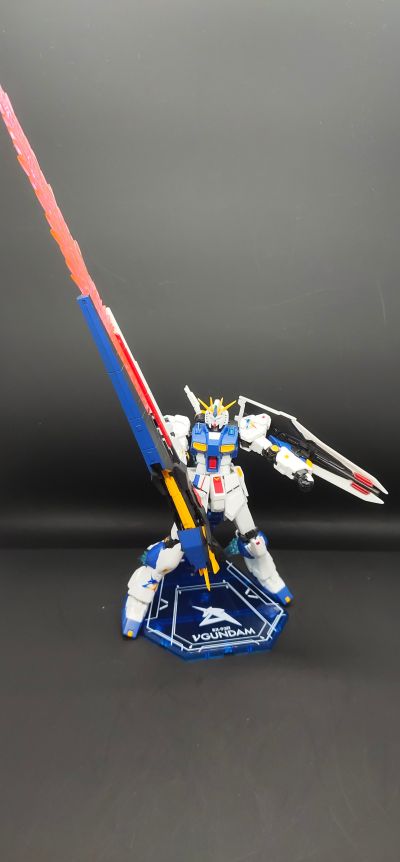 ROBOT魂＜机动战士系列＞  实物大Nu高达立像 RX-93ff Nu高达