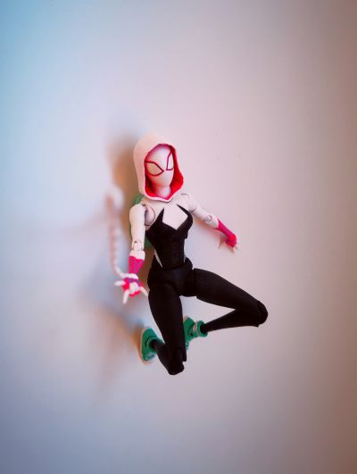 S.H.Figuarts  蜘蛛格温（蜘蛛侠：纵横宇宙）