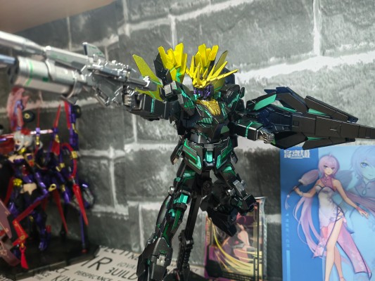 RG 机动战士高达UC RX-0[N] 独角兽高达2号机 报丧女妖·命运女神(最终决战样式)