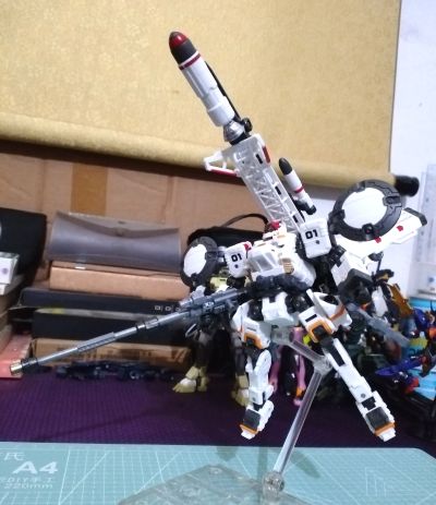 戴亚克隆 飞鹰变形突击兵（太空装备）