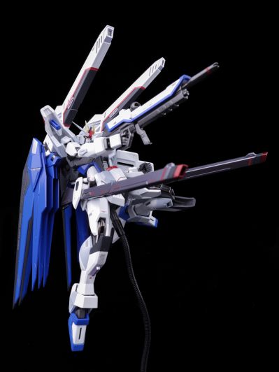 METAL ROBOT魂 ＜SIDE MS＞ 机动战士高达SEED ZGMF-X10A 自由高达