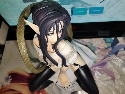 Darkness 爱丽丝 フロストホワイト 