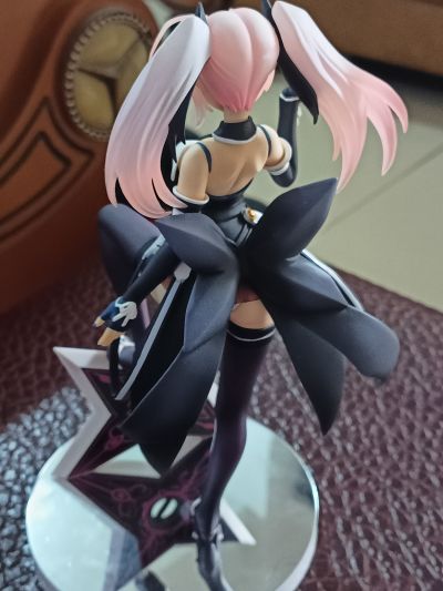 超昂闪忍遥 四方堂成香