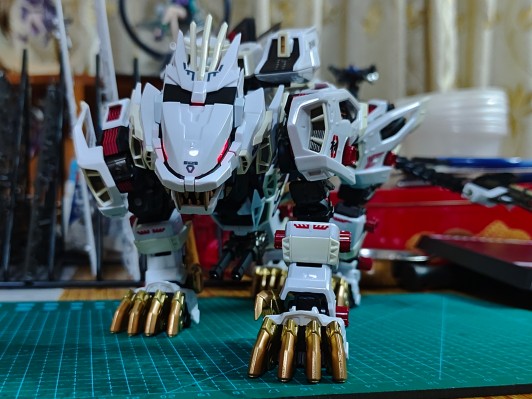 超合金 索斯机兽 RZ-041 零式长牙狮
