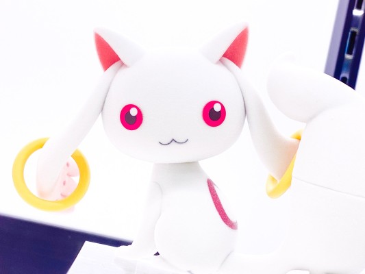 软萌 魔法少女小圆 剧场版 [新篇] 叛逆的物语 丘比与零食魔女 A款 丘比
