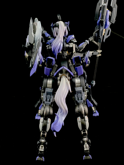 赛博森林 战争之影 叶芙娜·马尔基娜