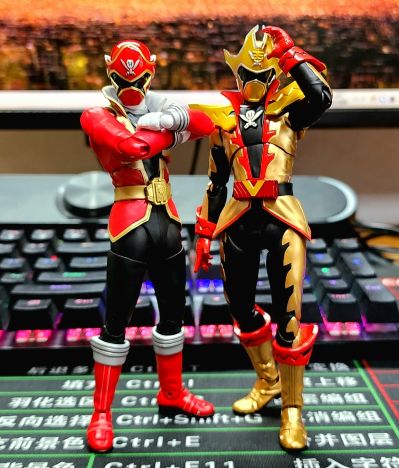 S.H.Figuarts 暴太郎战队咚兄弟 全开凯撒黑