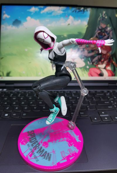 S.H.Figuarts  蜘蛛格温（蜘蛛侠：纵横宇宙）